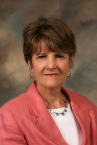 Georgia Southern University Faculty Expert Offers Easy, Inexpensive Holiday Design Tips