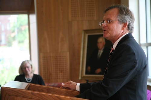 College of Public Health Dean Receives Educator/Researcher of the Year Award