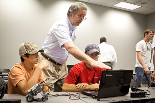 Local Students learn Robotics with LEGOS