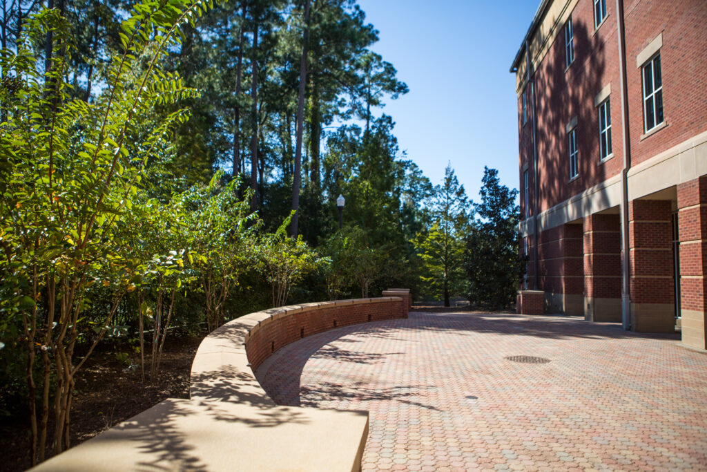 Georgia Southern University dedicates School of Nursing Memorial Garden