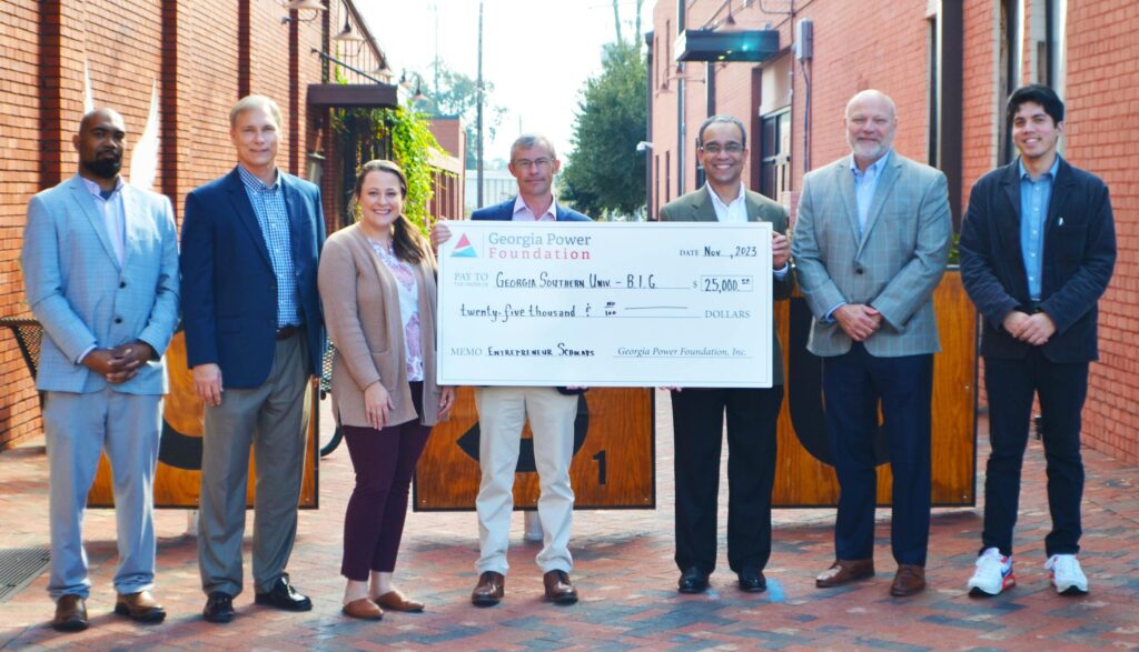 Georgia Power Foundation awards grant for BIG Edge Entrepreneurship Program 