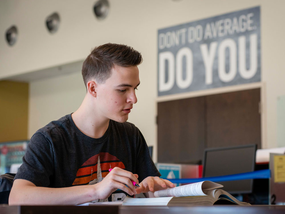 Georgia Southern student studying in a common area
