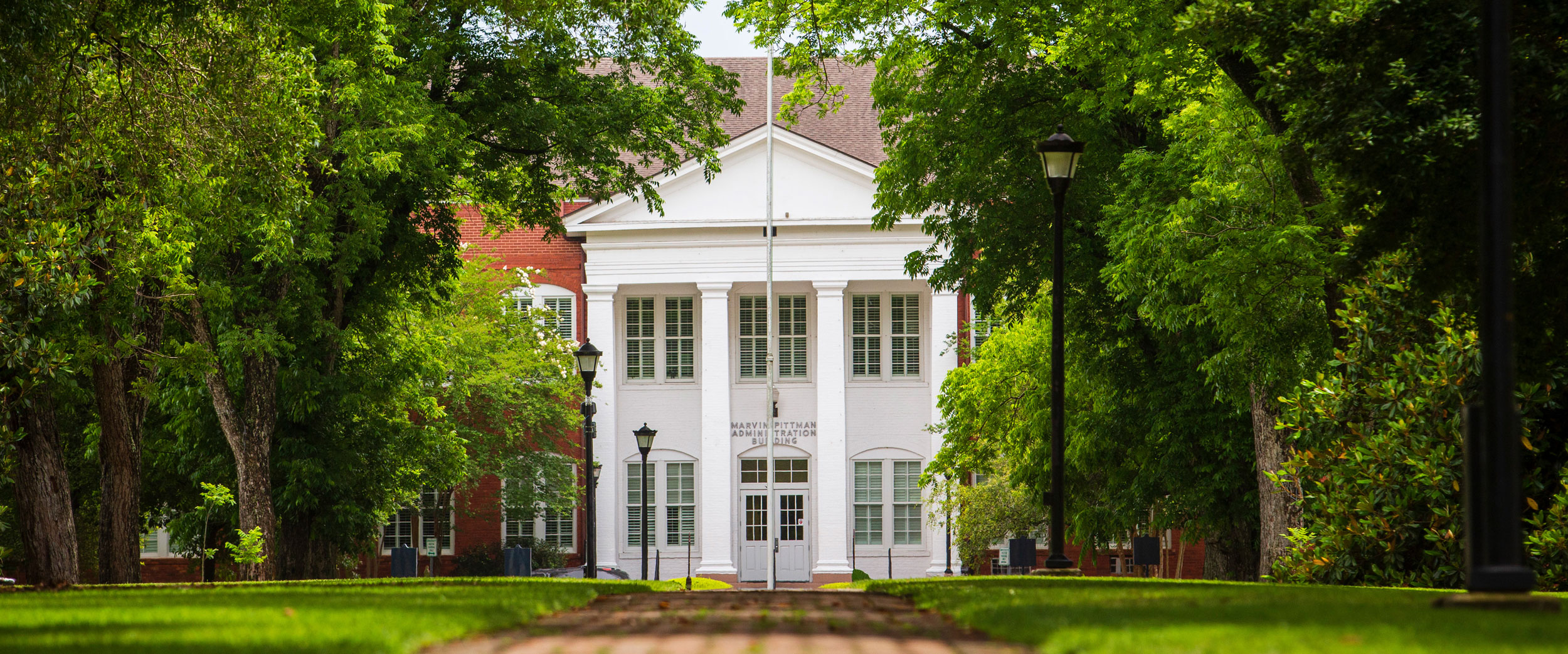Georgia Southern Sweetheart Circle on Statesboro Campus.