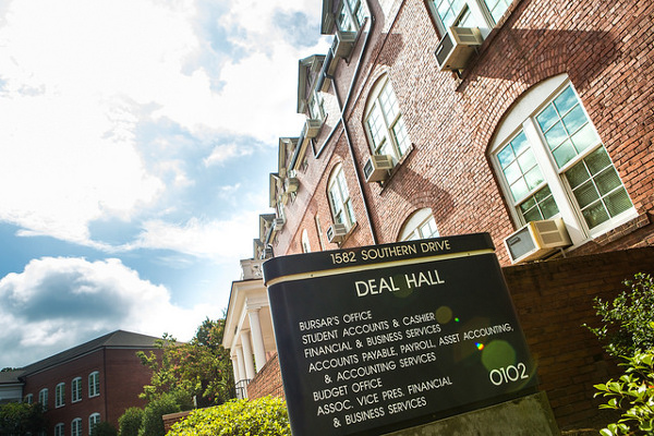 Deal Hall Financial Aid Building on Georgia Southern Campus.