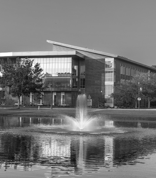 A fountain in front of Georgia Southern's College of Engineering and Computing building