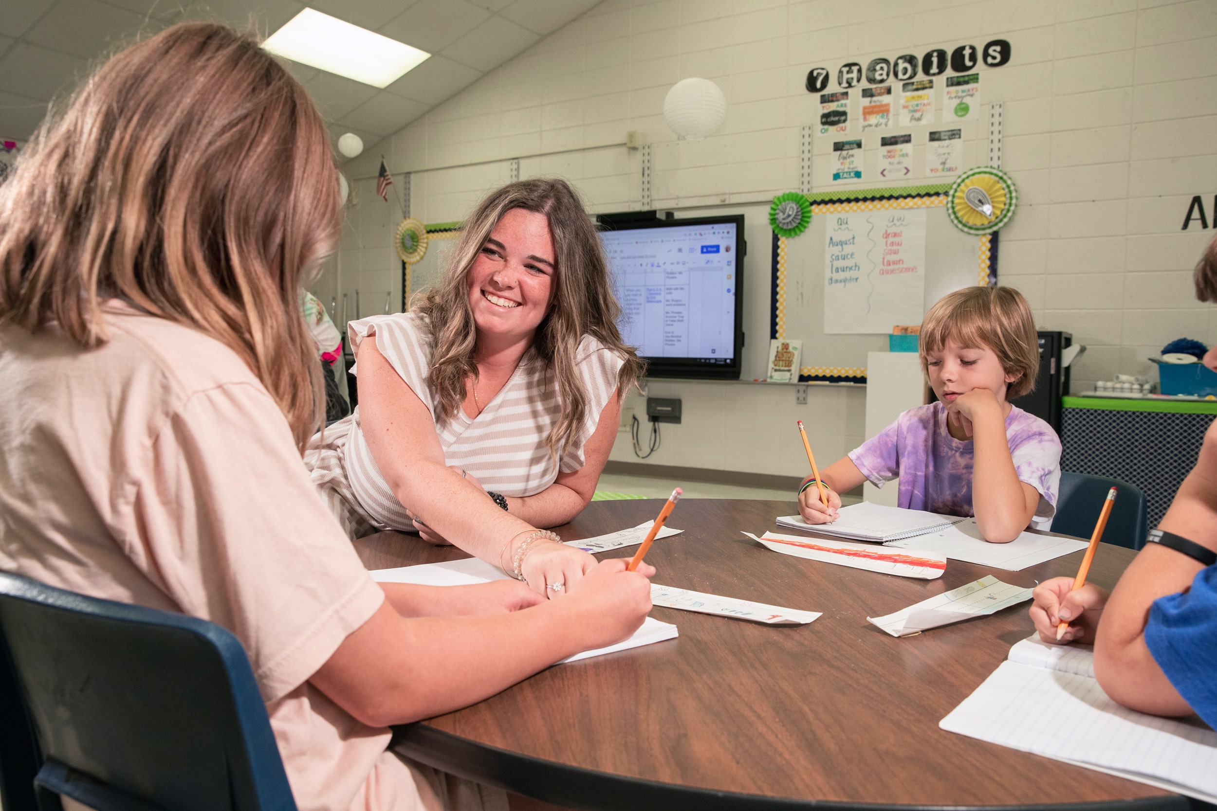 A Georgia Southern student teacher earns time in the classroom with elementary education.