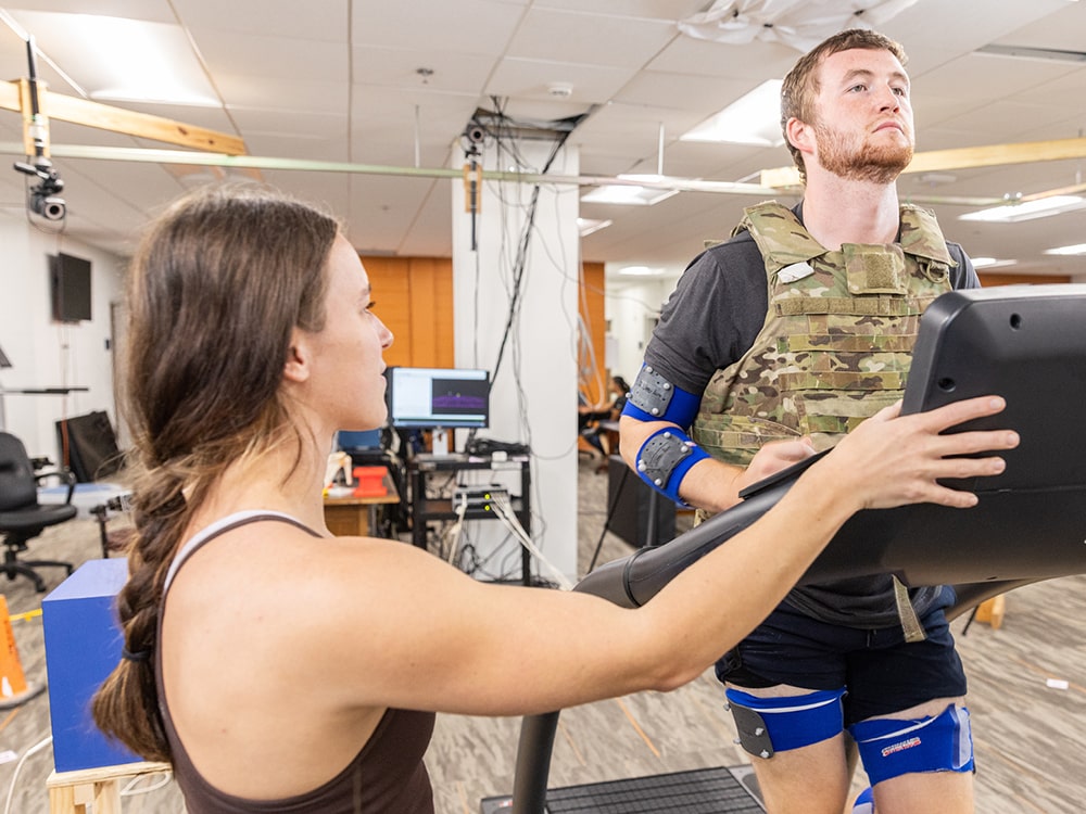 Savannah-based artist brings landscape exhibit to Armstrong Campus Fine Arts Gallery