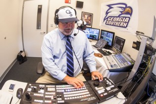 3-8 Georgia Southern Eagles take athletics broadcasts HD