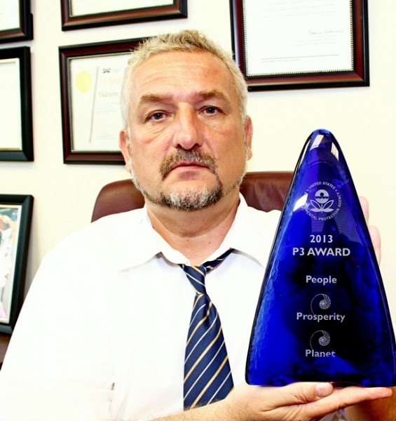 Valentin Soloiu with EPA P3 Award