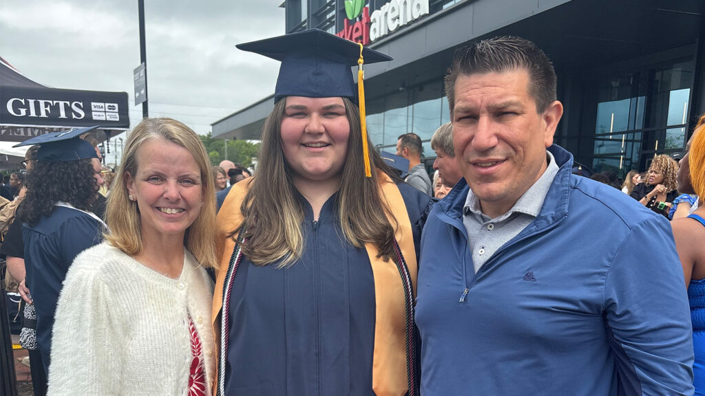 Georgia Southern graduate’s journey from caregiver to mammographer 