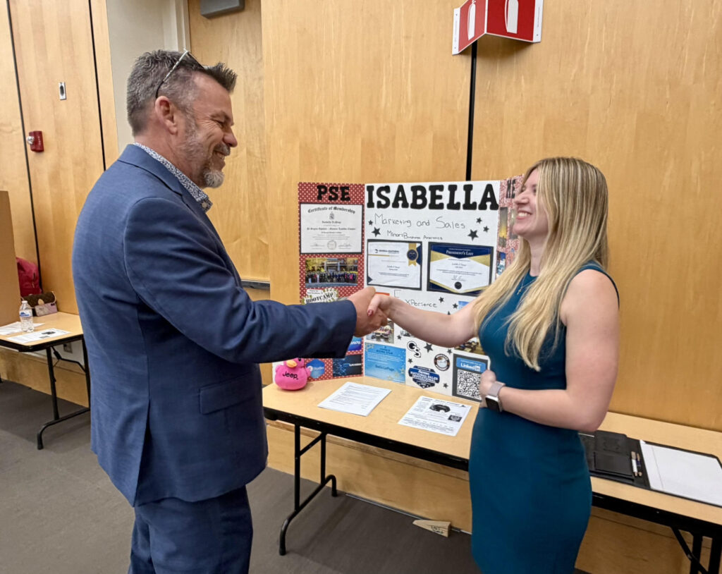 Inaugural Reverse Sales Talent Showcase gives Parker College of Business students unique perspective on career fairs